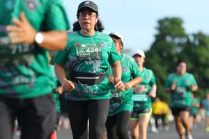 BIB: 426, 312
                            <button type="button" onclick="openModal(5172934)" class="btn btn-primary btn-sm float-right btn-popup" data-toggle="modal" data-target=".modal-high-quality">
                        <i class="fas fa-shopping-cart"></i> Add to Cart
                    </button>
                                            <button type="button" onclick="isThisMe(5172934, true)" class="btn btn-success btn-sm float-right btn-popup btn-isme hidden" data-toggle="tooltip" data-placement="bottom" title="นี่คือรูปของคุณใช่ไหม คลิกที่นี่เพื่อเอาเข้าอัลบั้ม">
                        <i class="fas fa-plus"></i> Add to album
                    </button>
                    <button type="button" onclick="isThisMe(5172934, false)" class="btn btn-warning btn-sm float-right btn-popup btn-isnotme hidden">
                        <i class="fas fa-ban"></i> Remove from album
                    </button>